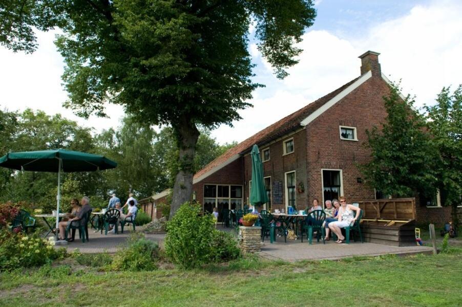 H.R. De Staakenborgh Hotel Bourtange Exterior foto